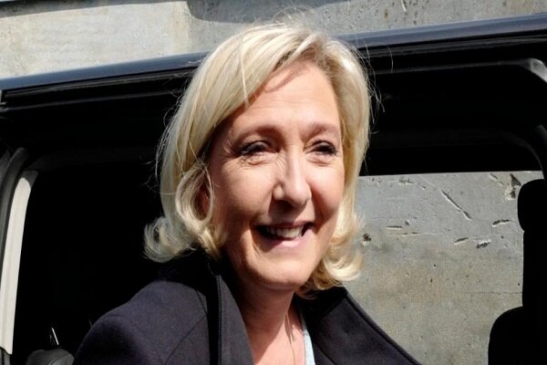 مارین لوپن پیروزی حزب خود در انتخابات پارلمان اروپا را جشن گرفت
