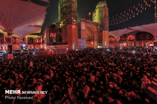 “Night of Decree” in Imam Ali (AS) shrine 