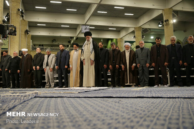 Mourning ceremony for Imam Ali (AS) with Leader in attendance