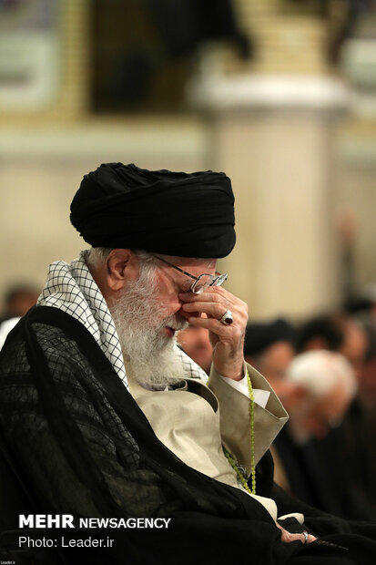 Mourning ceremony for Imam Ali (AS) with Leader in attendance