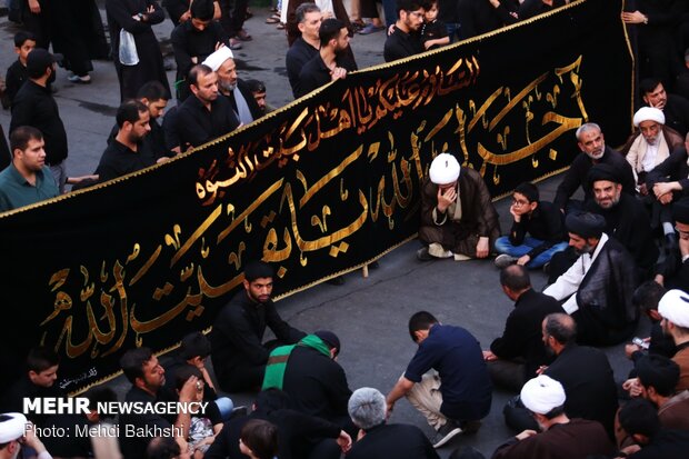 Mourning ceremony of martyrdom anniv. of Imam Ali (AS) marked in Qom