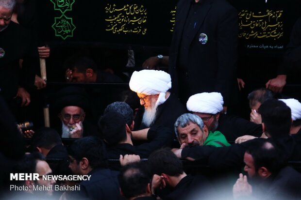 Mourning ceremony of martyrdom anniv. of Imam Ali (AS) marked in Qom