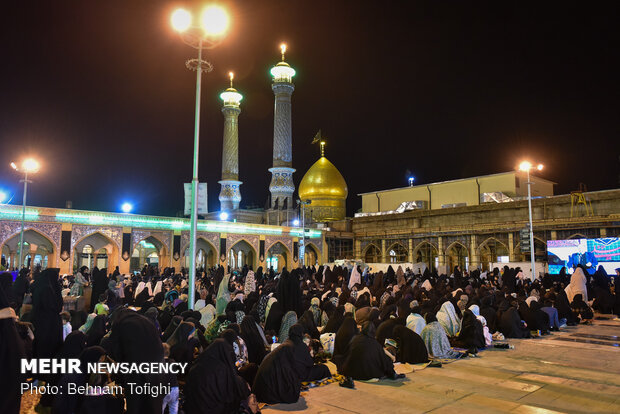 Laylat al-Qadr observed at Abd al-Aziz al-Hasani shrine