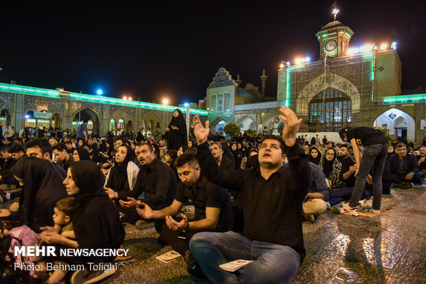 Laylat al-Qadr observed at Abd al-Aziz al-Hasani shrine