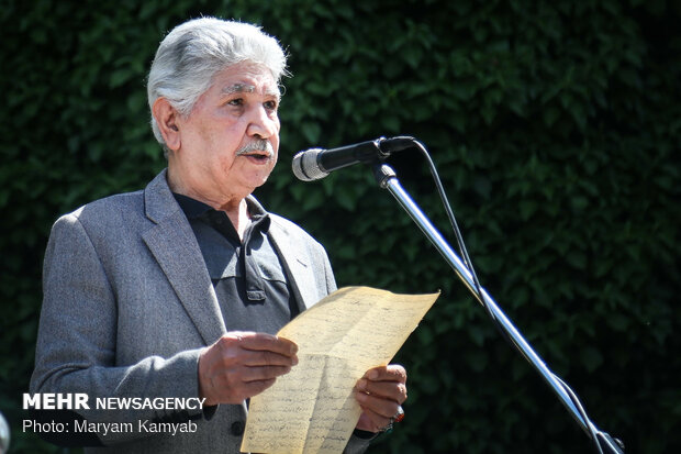 Artist community attends funeral of veteran voice actor Parviz Bahram