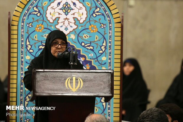 University professors, intellectuals and researchers meeting with Ayatollah Khamenei