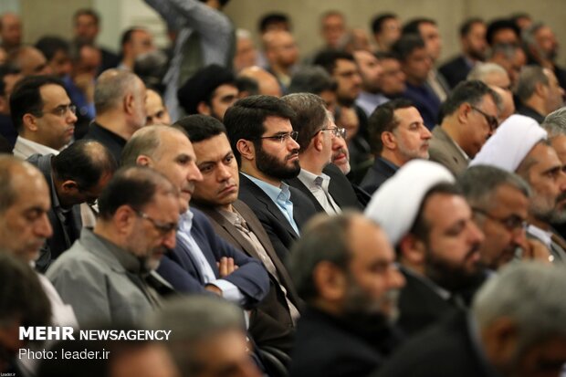 University professors, intellectuals and researchers meeting with Ayatollah Khamenei