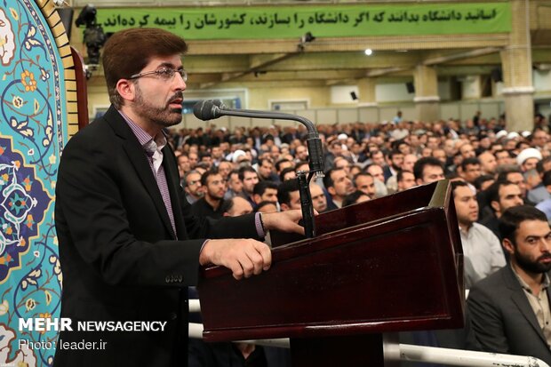 University professors, intellectuals and researchers meeting with Ayatollah Khamenei