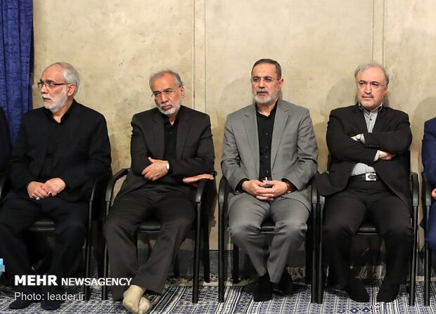 University professors, intellectuals and researchers meeting with Ayatollah Khamenei