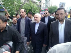 Zarif urges Arab rulers to support Palestine instead of raving about Iran