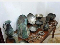 Artefacts rescued by the Iranian police are on display.