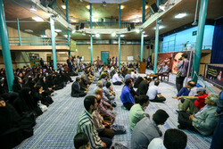 حسینیہ جماران میں محفل انس با قرآن