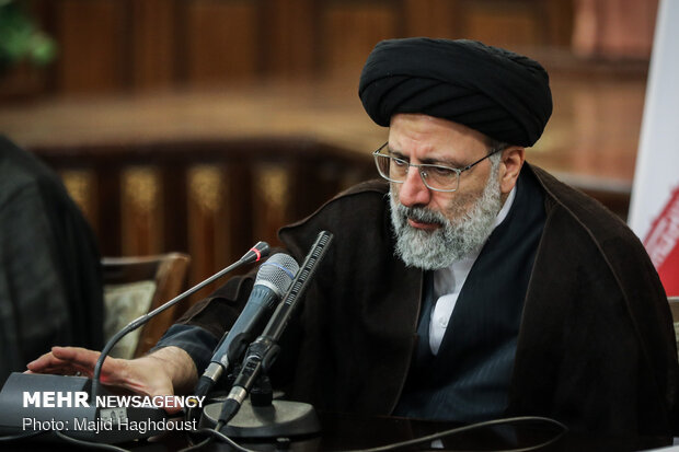 Judiciary chief receives attorneys 