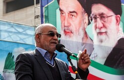 استقلال مهمترین دستاورد انقلاب اسلامی به شمار می‌آید