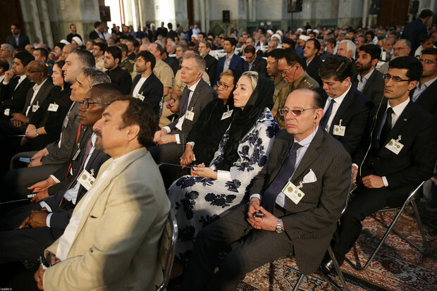 Leader addresses public on anniversary of the passing of Imam Khomeini