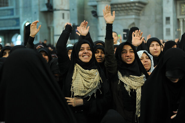 Leader addresses public on anniversary of the passing of Imam Khomeini