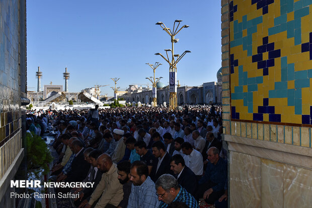 Eid al-Fitr prayers in Imam Reza (AS) holy shrine