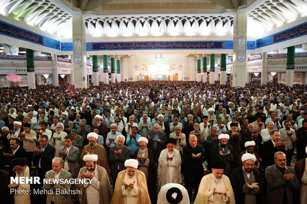 نماز عیدفطر در مساجد محلات و فضای باز برگزار می شود