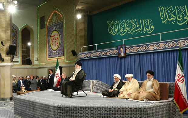 Leader's meeting with government officials, Islamic countries’ envoys
