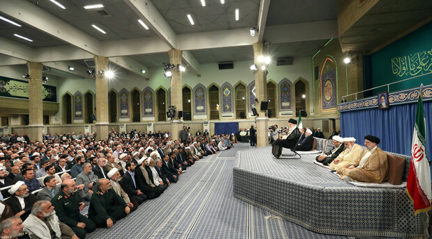 Leader's meeting with government officials, Islamic countries’ envoys