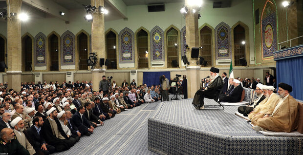 Leader's meeting with government officials, Islamic countries’ envoys
