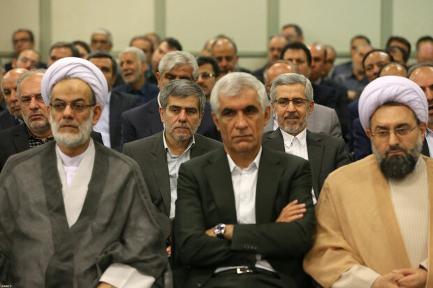 Leader's meeting with government officials, Islamic countries’ envoys