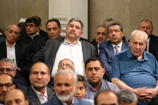 Leader's meeting with government officials, Islamic countries’ envoys