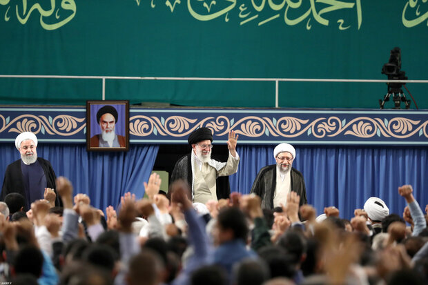 Leader's meeting with government officials, Islamic countries’ envoys