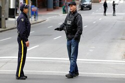 کینیڈا میں ہیلووین کے تہوار کے موقع پر ایک شخص نے تلوار سے 2 شہریوں کو ہلاک کردیا