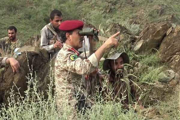 وزیر دفاع یمن در خطوط مقدم جبهه ها در عمق خاک عربستان