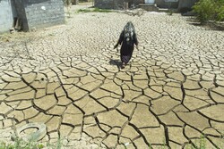 سیل زدگان را فراموش نکنیم