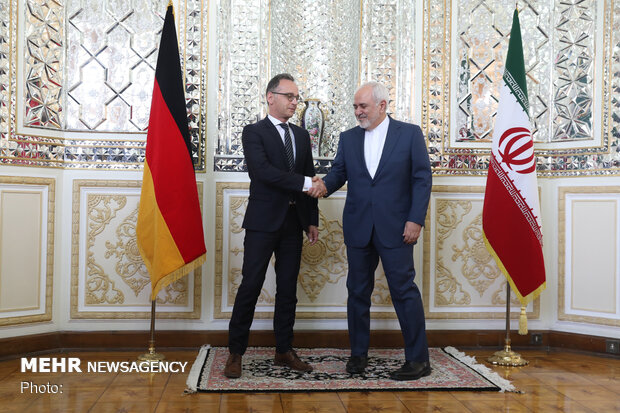 Zarif, Maas meeting in Tehran