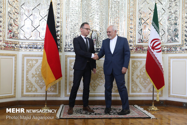 Zarif, Maas meeting in Tehran