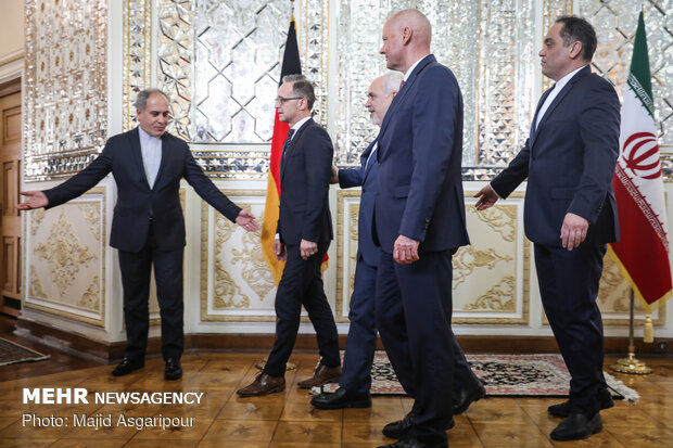 Zarif, Maas meeting in Tehran