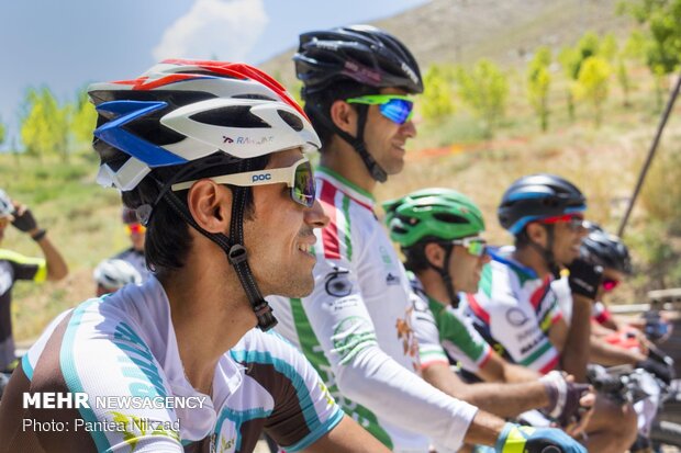 Intl. Mountain Bike Racing in southwestern Iran