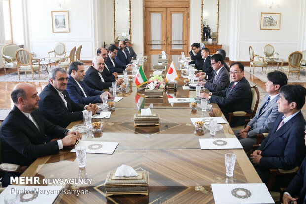 Meeting of Iran, Japan FMs in Tehran
