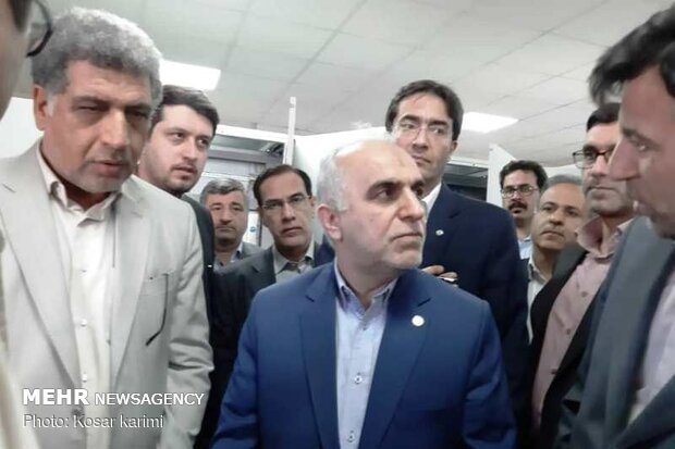 وزیر اقتصاد و دارایی وارد خوزستان شد / حضور در بندرامام خمینی