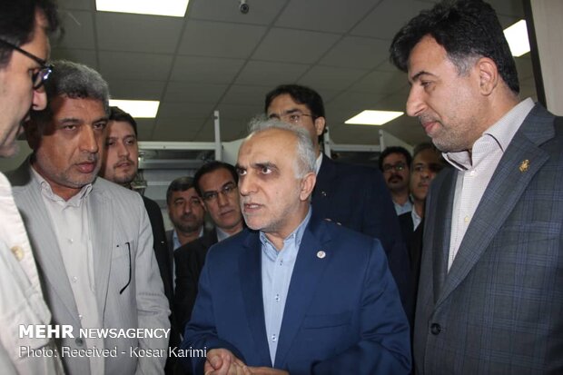 بازدید  فرهاد دژپسند  وزیر اقتصاد و دارایی از گمرک بندر امام خمینی