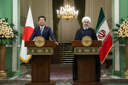 Abe - Rouhani
