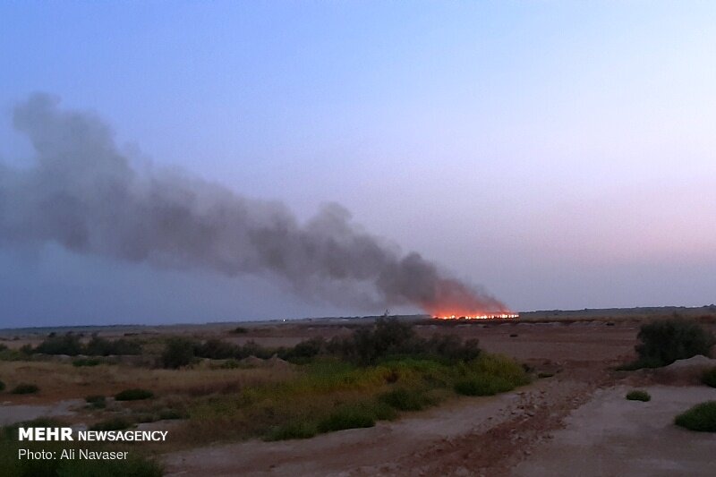 برخورد قانونی با عاملان سوزاندن کاه و کلش در خوزستان می‌شود