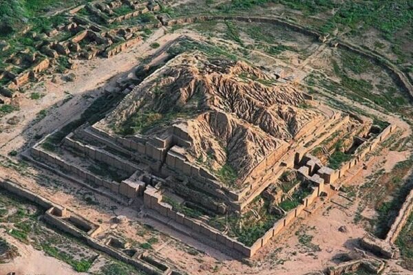 Ziggurat of Choga Zanbil magnificent ruins