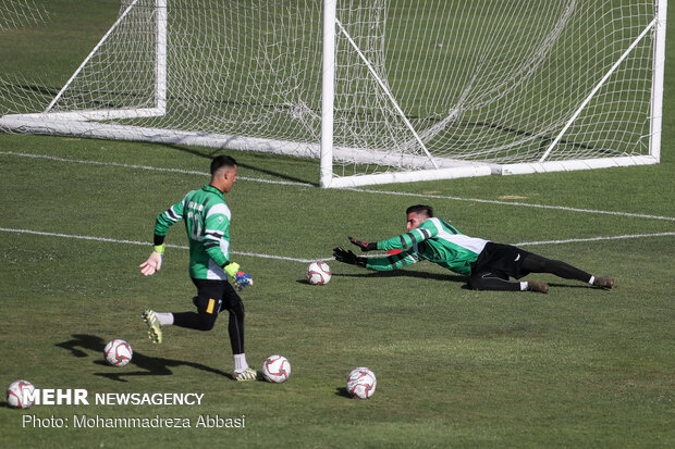 Iran U23 football team first training under Majidi