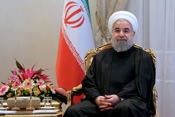 الرئيس الايراني يهنئ بفوز المنتخب الايراني لكرة الطائرة