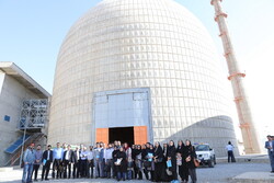 زانایانی پیشەی ناڤۆکی ئێران ئامادەی بەرەوڕوو بوونەوەی ئەمریکان