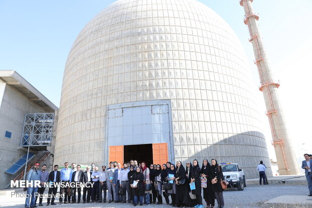 Journalists visit Arak Heavy Water Complex