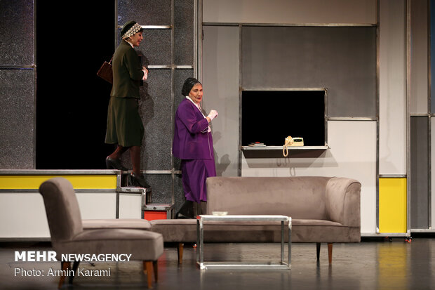 Carriere’s absurd comedy “Terrace” stages in Tehran