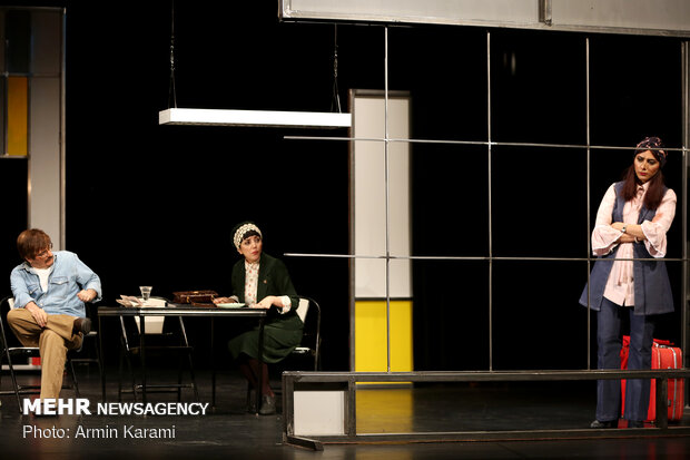 Carriere’s absurd comedy “Terrace” stages in Tehran