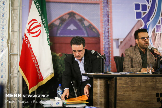 مناظره زاکانی و تاج زاده