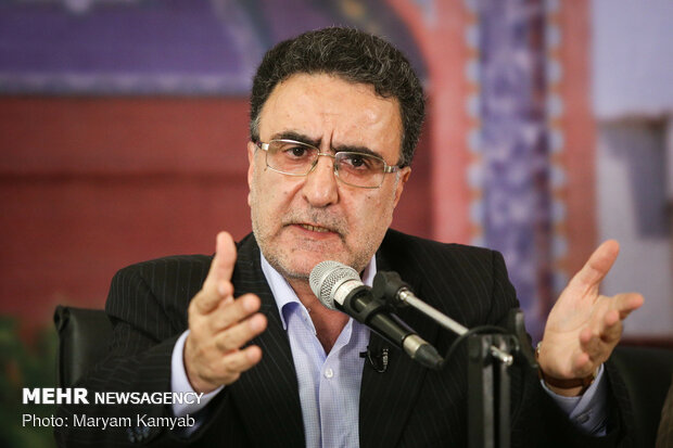 مناظره زاکانی و تاج زاده