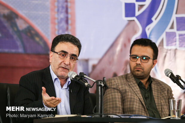 مناظره زاکانی و تاج زاده